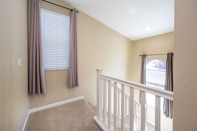 688 Humbert St, Folsom, CA 95630