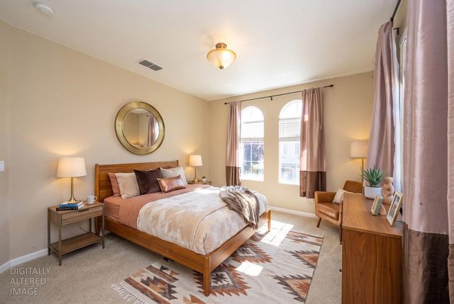 688 Humbert St, Folsom, CA 95630
