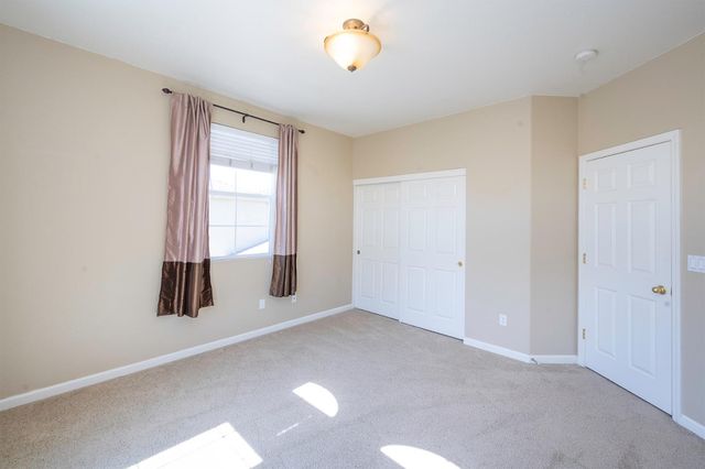 688 Humbert St, Folsom, CA 95630