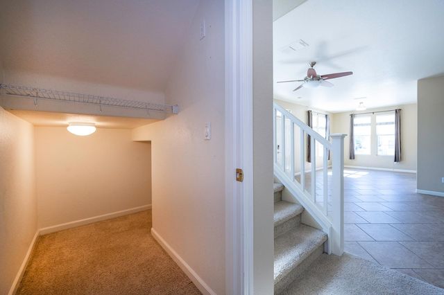 688 Humbert St, Folsom, CA 95630