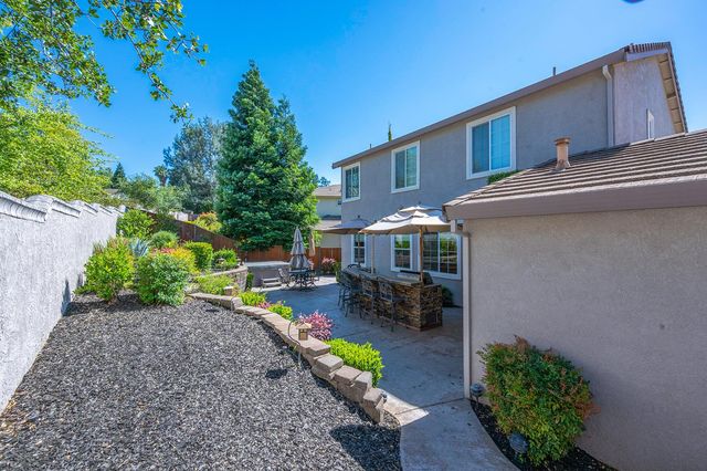 688 Humbert St, Folsom, CA 95630