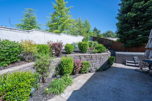 688 Humbert St, Folsom, CA 95630