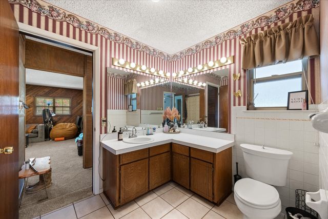 4210 Waples Road, Granbury, TX 76049