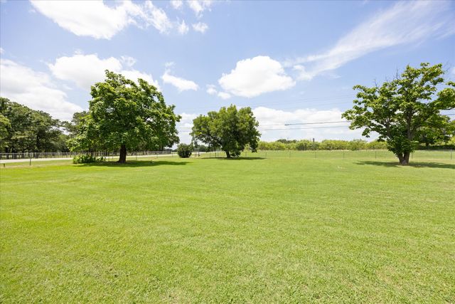 4210 Waples Road, Granbury, TX 76049