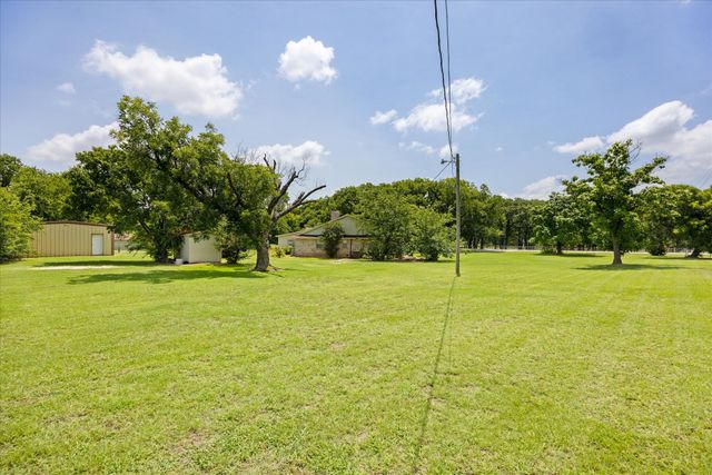 4210 Waples Road, Granbury, TX 76049