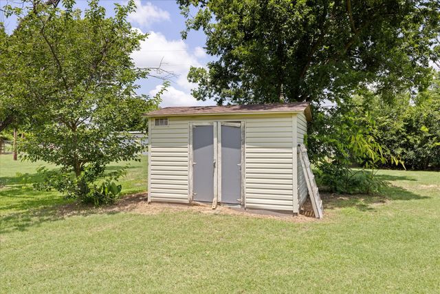 4210 Waples Road, Granbury, TX 76049