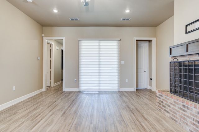 1114 N Granby Avenue, Lubbock, TX 79416