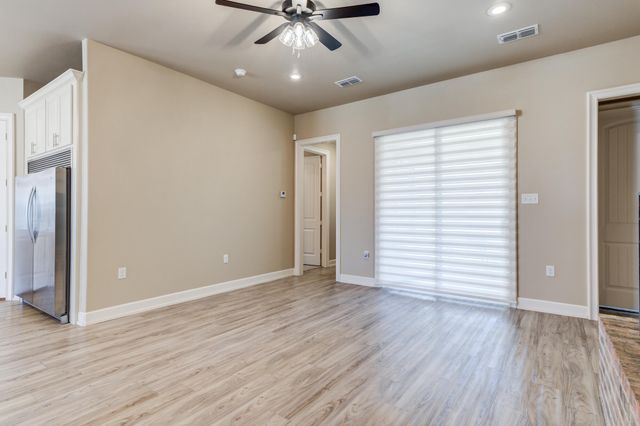 1114 N Granby Avenue, Lubbock, TX 79416