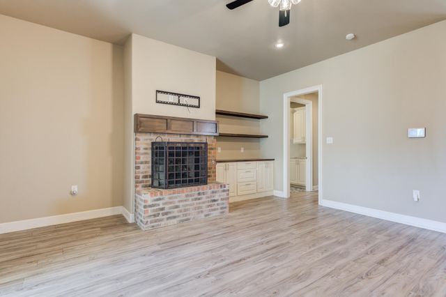 1114 N Granby Avenue, Lubbock, TX 79416