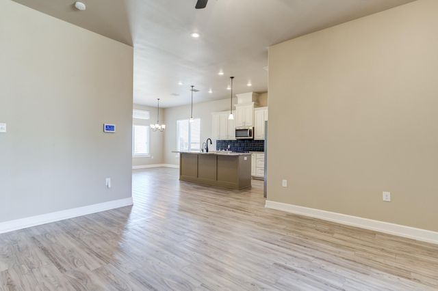 1114 N Granby Avenue, Lubbock, TX 79416