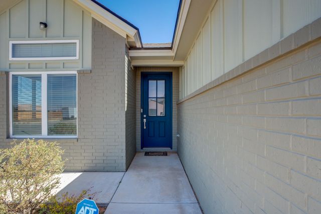 1114 N Granby Avenue, Lubbock, TX 79416