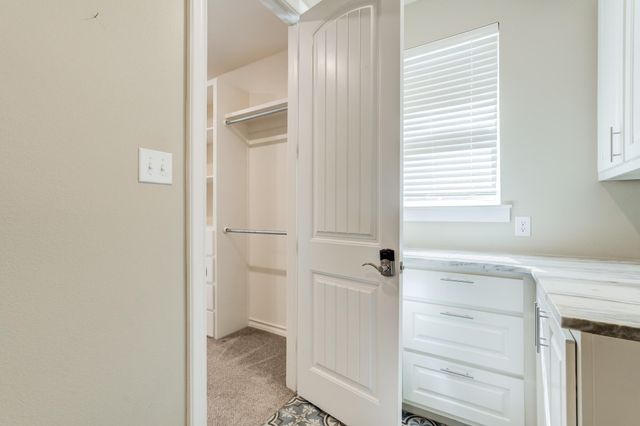 1114 N Granby Avenue, Lubbock, TX 79416