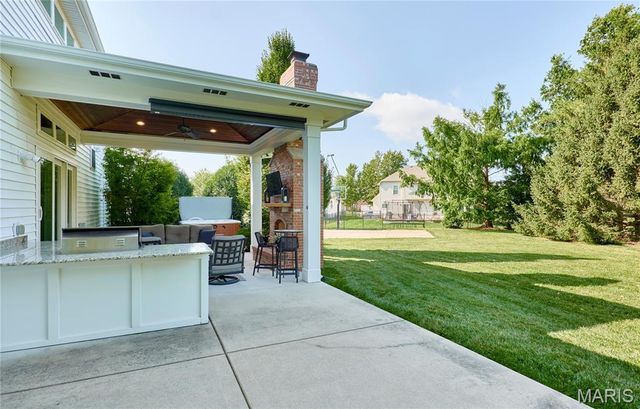 2227 Rebecca Lynn Court, Chesterfield, MO 63017