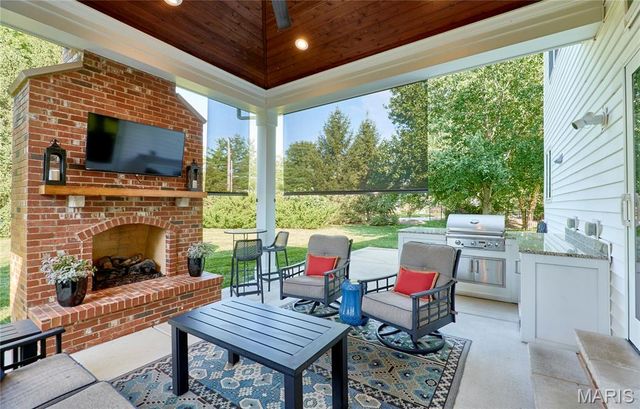 2227 Rebecca Lynn Court, Chesterfield, MO 63017