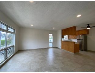 5246 Blackwelder 8, Los Angeles, CA 90017