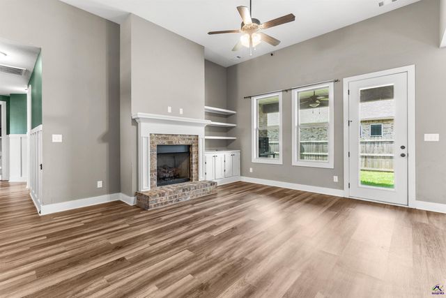 91 Barnyard Way, Perry, GA 31069