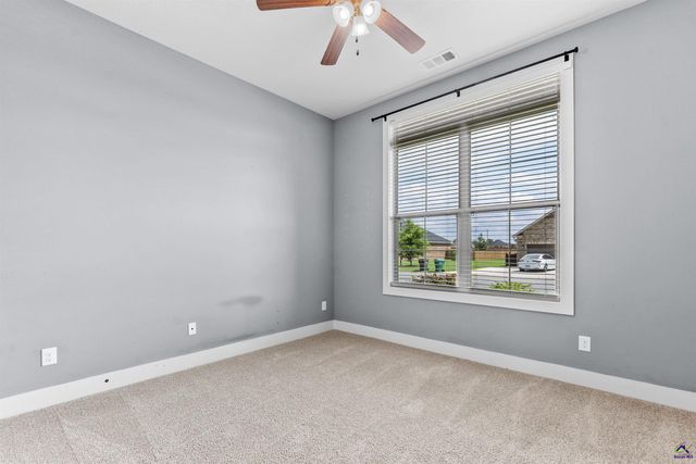 91 Barnyard Way, Perry, GA 31069