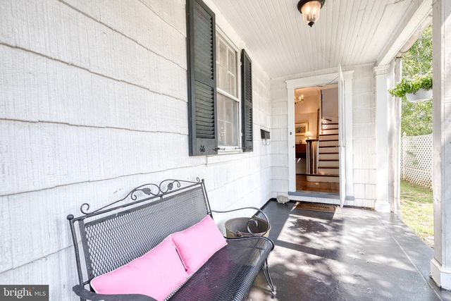 3 SAINT DUNSTANS GARTH, Baltimore, MD 21212