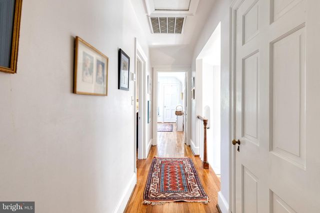 3 SAINT DUNSTANS GARTH, Baltimore, MD 21212