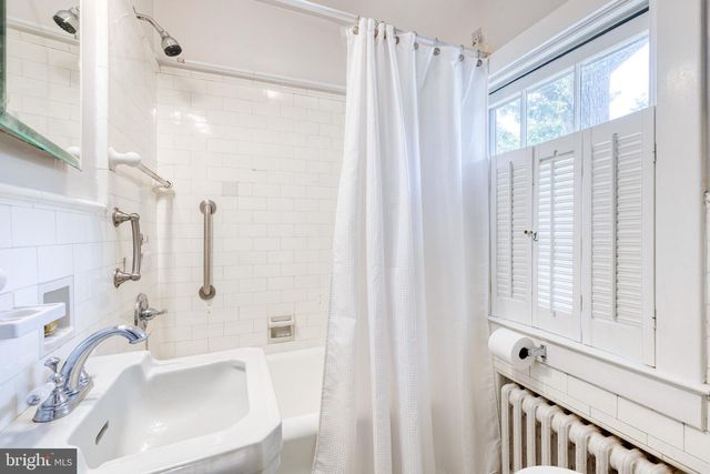 3 SAINT DUNSTANS GARTH, Baltimore, MD 21212
