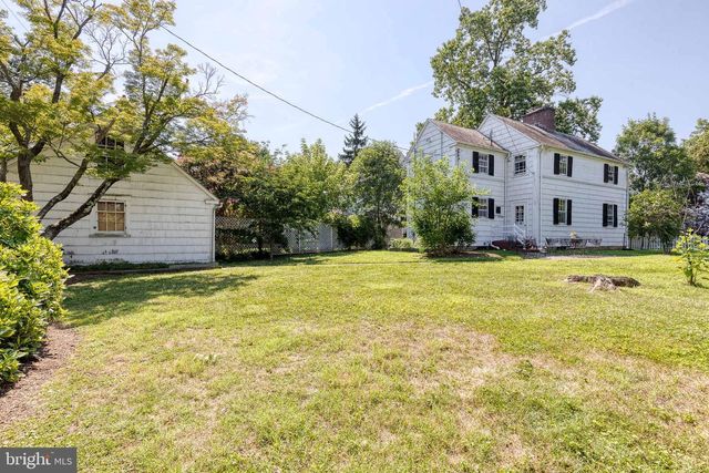 3 SAINT DUNSTANS GARTH, Baltimore, MD 21212