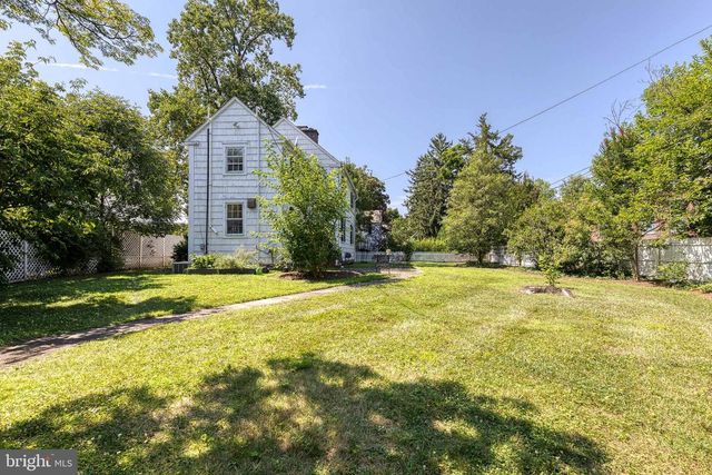 3 SAINT DUNSTANS GARTH, Baltimore, MD 21212