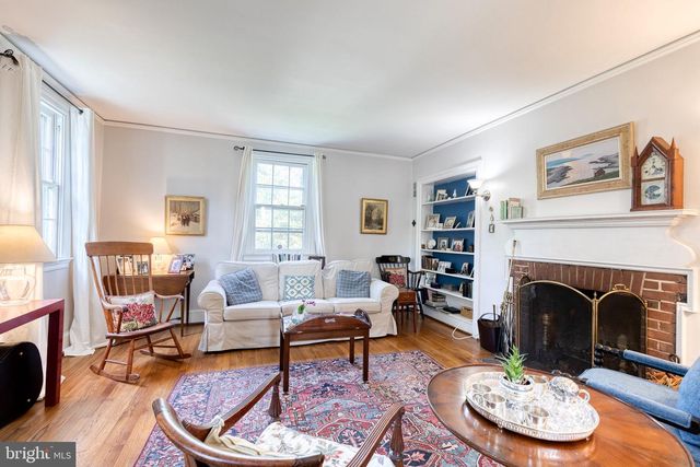 3 SAINT DUNSTANS GARTH, Baltimore, MD 21212