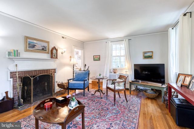 3 SAINT DUNSTANS GARTH, Baltimore, MD 21212