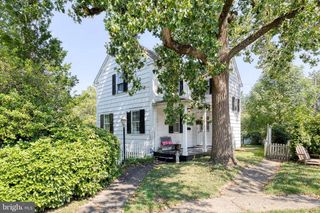 3 SAINT DUNSTANS GARTH, Baltimore, MD 21212