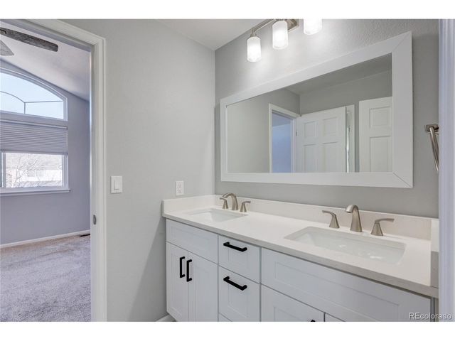 16092 W 66th Cir, Arvada, CO 80007