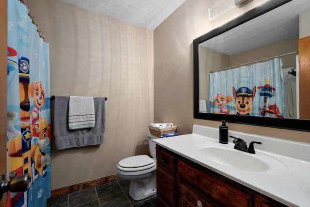 2080 N Preakness Drive, Nixa, MO 65714