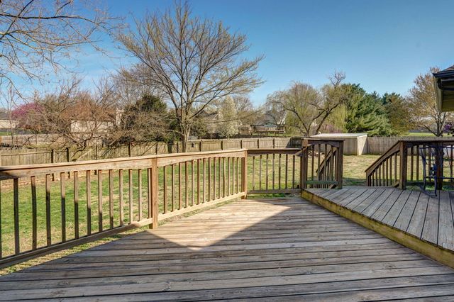 2080 N Preakness Drive, Nixa, MO 65714