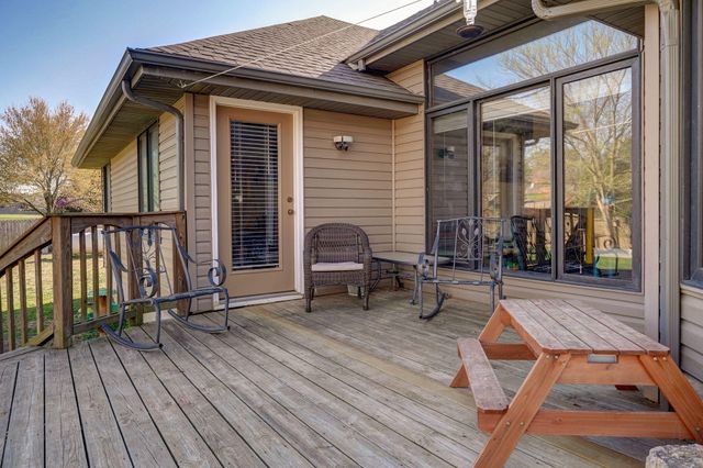 2080 N Preakness Drive, Nixa, MO 65714