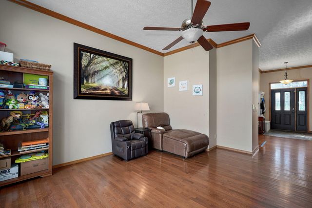 2080 N Preakness Drive, Nixa, MO 65714