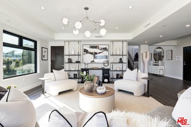 1839 Pandora Avenue PH, Los Angeles, CA 90025