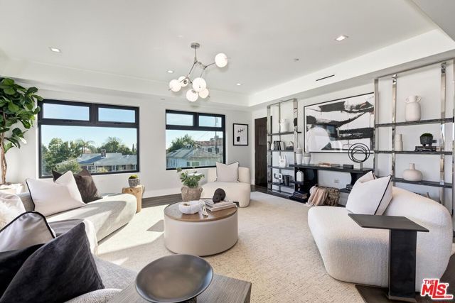 1839 Pandora Avenue PH, Los Angeles, CA 90025