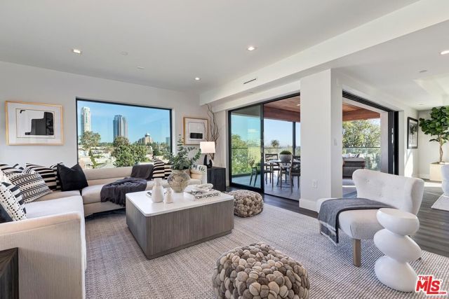 1839 Pandora Avenue PH, Los Angeles, CA 90025
