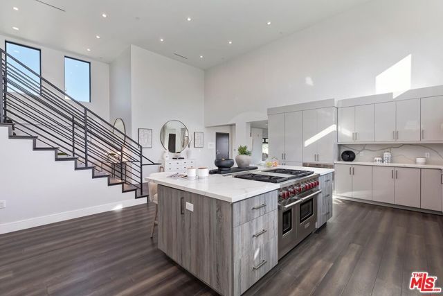 1839 Pandora Avenue PH, Los Angeles, CA 90025