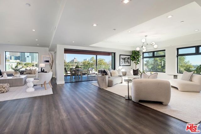1839 Pandora Avenue PH, Los Angeles, CA 90025