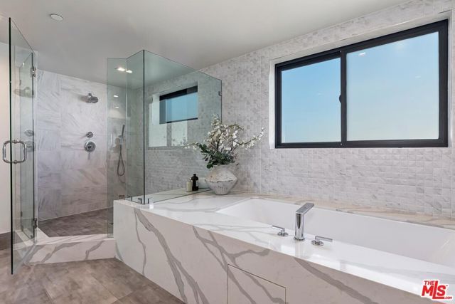 1839 Pandora Avenue PH, Los Angeles, CA 90025