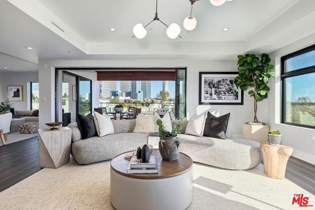 1839 Pandora Avenue PH, Los Angeles, CA 90025