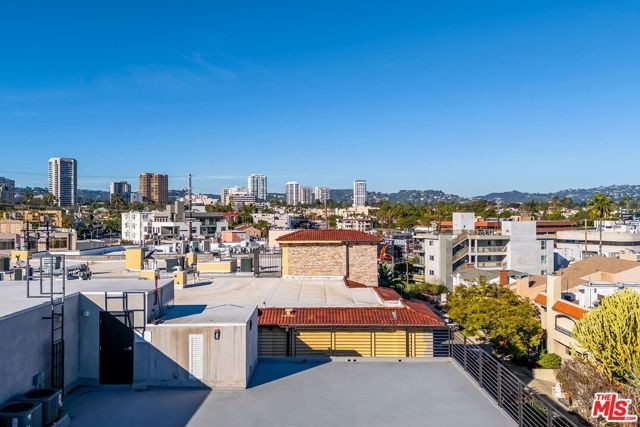 1839 Pandora Avenue PH, Los Angeles, CA 90025