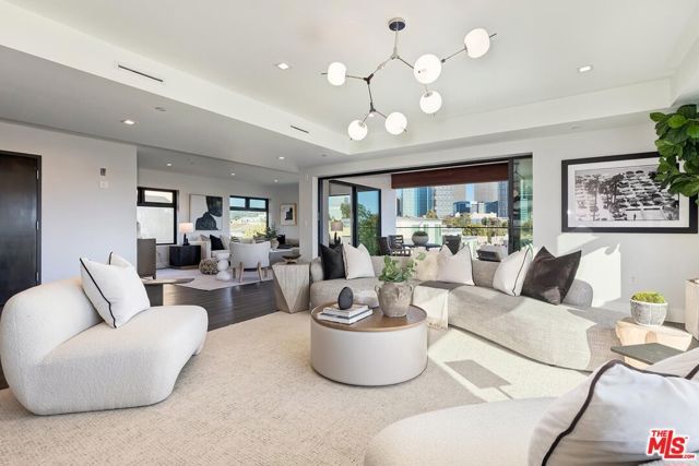 1839 Pandora Avenue PH, Los Angeles, CA 90025