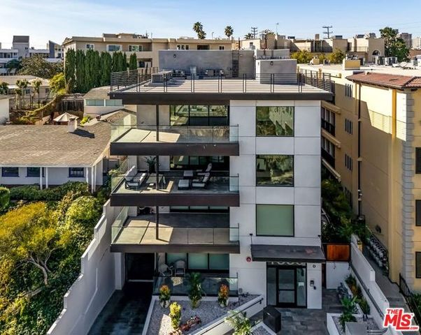 1839 Pandora Avenue PH, Los Angeles, CA 90025