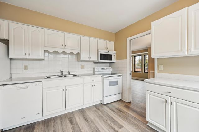 3526 Rue De Fleur, Columbus, OH 43221