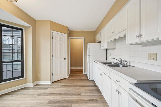 3526 Rue De Fleur, Columbus, OH 43221