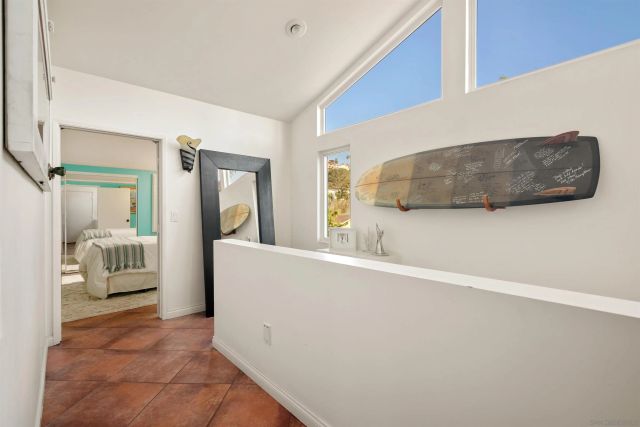618 Gravilla Pl, La Jolla, CA 92037