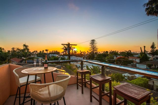 618 Gravilla Pl, La Jolla, CA 92037