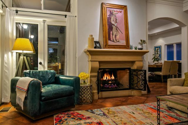 618 Gravilla Pl, La Jolla, CA 92037