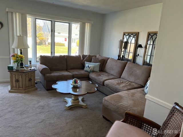 24 Hillsdale Road, East Brunswick, NJ 08816